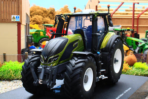 UH6477 Universal Hobbies Valtra Q305 Olive Green Ltd Edition 4WD Tractor