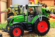 Load image into Gallery viewer, Usk10640 Usk Fendt 313 Vario Tractor Tractors And Machinery (1:32 Scale)
