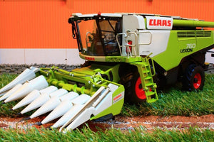 W7340 Wiking Class Lexion 760 Combine With Maize Header Tractors And Machinery (1:32 Scale)