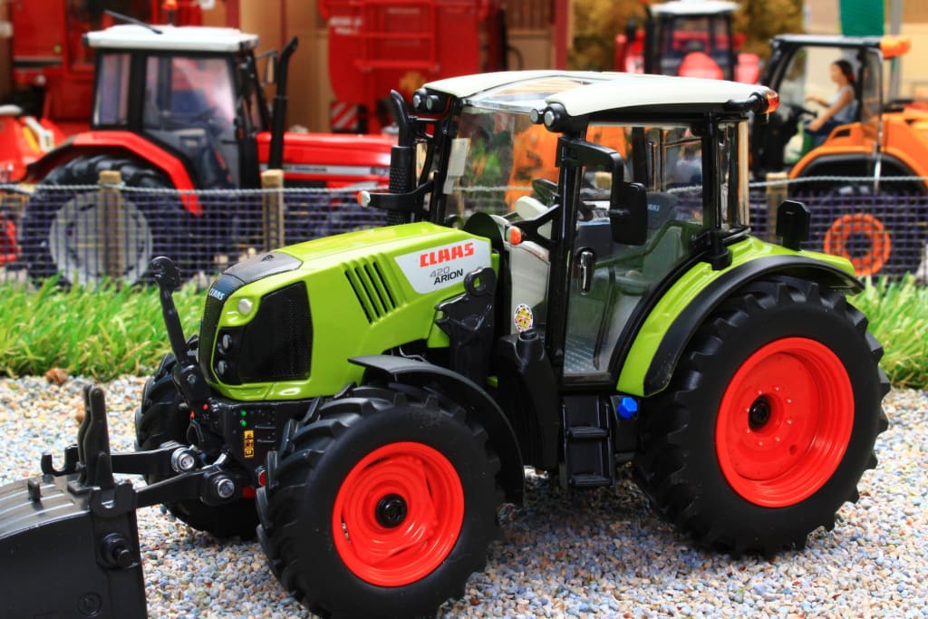 W7811 WIKING CLAAS ARION 420 TRACTOR – Brushwood Toys