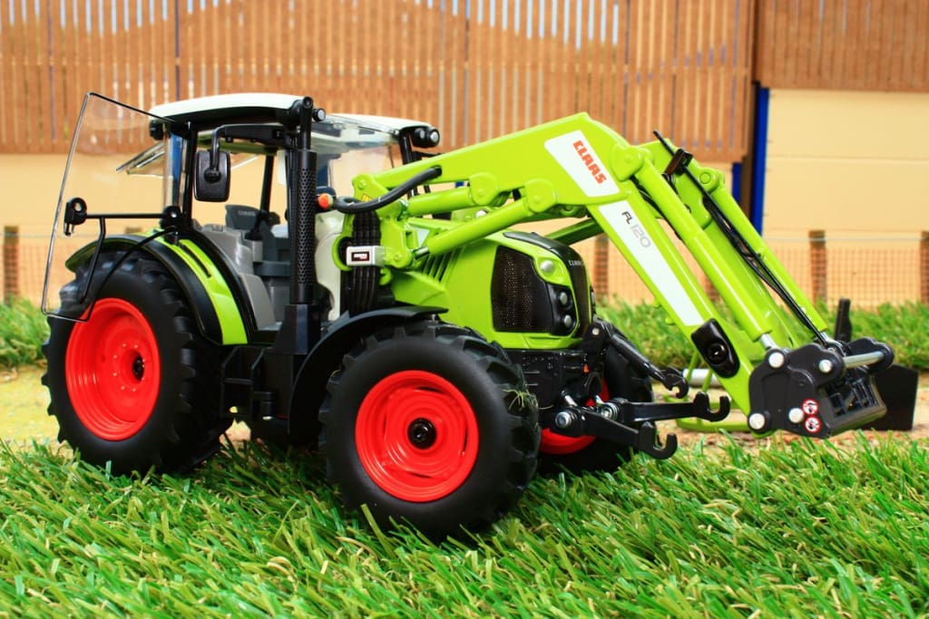 W7829 Wiking Claas Arion 430 With Detachable 120 Front Loader Tractors And Machinery (1:32 Scale)