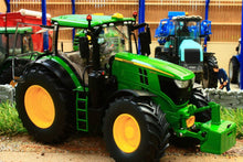 Load image into Gallery viewer, W7836 Wiking John Deere 6250R Tractor Tractors And Machinery (1:32 Scale)