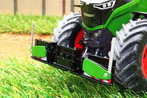 W7842 Wiking Front Bumper And Weights In Fendt Colours Tractors And Machinery (1:32 Scale)