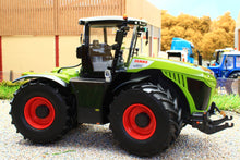 Load image into Gallery viewer, W7853 WIKING CLAAS XERION 4500 TRACTOR