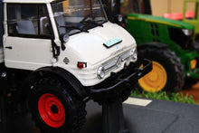Load image into Gallery viewer, WE1044 Weise Mercedes Benz Unimog 406 (U84) with Canvas Load Bed Cover - close up front right side view