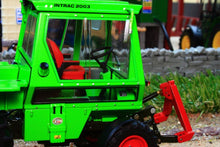Load image into Gallery viewer, We1052 Weise Deutz Intrac 2003 Tractor Tractors And Machinery (1:32 Scale)