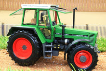 Load image into Gallery viewer, WE1059 WEISE FENDT FAVORIT 612 LSA TRACTOR