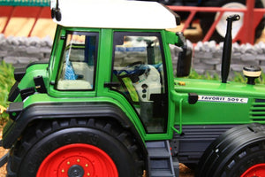 We1063 Weise Fendt Favorit 509C 4Wd Tractor Tractors And Machinery (1:32 Scale)