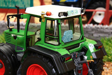 Load image into Gallery viewer, We1063 Weise Fendt Favorit 509C 4Wd Tractor Tractors And Machinery (1:32 Scale)