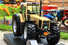 Load image into Gallery viewer, WE2060 WEISE FENDT FAVORIT 824 STOTZ 4WD TRACTOR