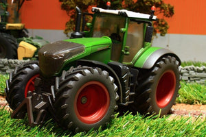 WEATHERED 3287 SIKU FENDT 1050 VARIO TRACTOR