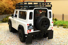 Load image into Gallery viewer, WEL22498SP Welly 1:24 Scale Land Rover Defender 90 in White with roof rack and snorkel