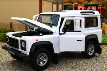 Load image into Gallery viewer, WEL22498W WELLY 1:24 SCALE LAND ROVER DEFENDER 90 IN WHITE