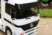 Load image into Gallery viewer, WEL32280W WELLY MERCEDES ACTROS 4X2 LORRY IN WHITE