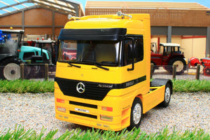 WEL32280Y WELLY 132 SCALE MERCEDES BENZ ACROS LORRY IN YELLOW