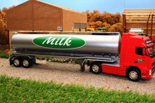 Load image into Gallery viewer, WEL32632RMT Welly 1:32 Scale Volvo FH12 Lorry Milk Tanker in Red and Silver
