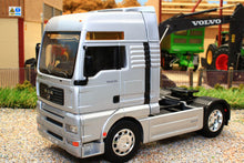 Load image into Gallery viewer, WEL32640S Welly 1:32 Scale MAN TG510A XXL 4x2 Lorry in Silver