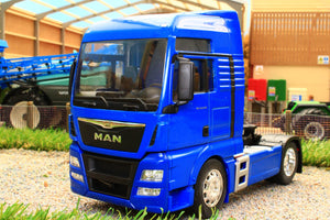 WEL32650SB WELLY MAN TGX 18.440 4X2 LORRY IN BLUE