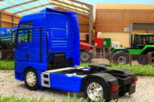 Load image into Gallery viewer, WEL32650SB WELLY MAN TGX 18.440 4X2 LORRY IN BLUE