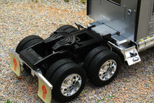 Load image into Gallery viewer, WEL32660S WELLY 1:32 SCALE KENWORTH W900 LORRY IN SILVER