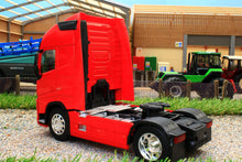 Load image into Gallery viewer, WEL32690SR WELLY VOLVO FH 4X2 LORRY IN RED