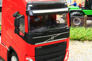 WEL32690SR WELLY VOLVO FH 4X2 LORRY IN RED