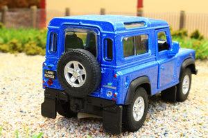 WEL42392B Welly 1:34 Scale Land Rover Defender 90 County in Bright Blue