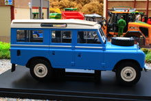 Load image into Gallery viewer, WHI124150 Whitebox 1:24 Scale Land Rover Series III 109 in Blue