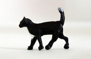 HLT-WMA1 HLT Miniatures Farm Walking Black Cat
